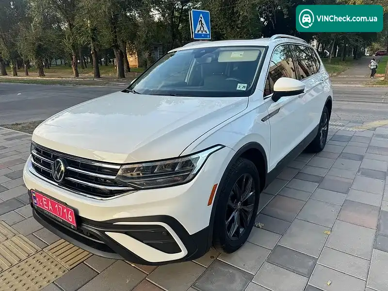 Volkswagen Tiguan 2023, фото з оголошення 2 з 20, VIN 3VVMB7AX9RM037964