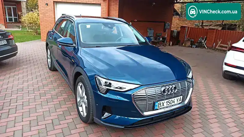 Audi e-tron 2019, фото з оголошення 1 з 20, VIN WAUZZZGEXLB006039