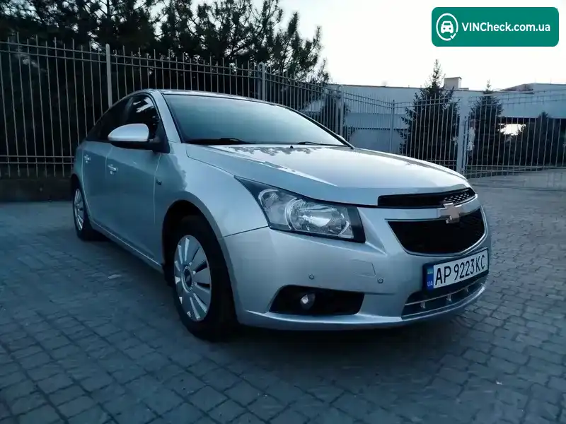 Chevrolet Cruze 2011, фото з оголошення 1 з 20, VIN KL1JA69E9BK172482
