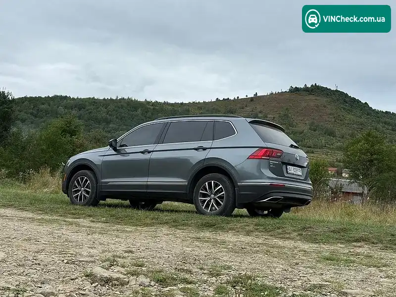 Volkswagen Tiguan 2019, фото з оголошення 2 з 12, VIN 3VV2B7AX5LM089204