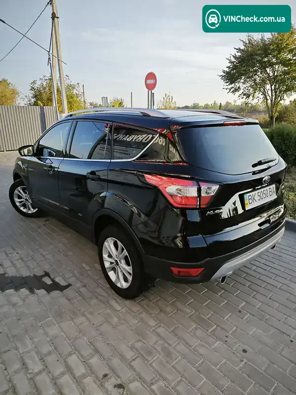 Ford Kuga 2019, фото з оголошення 2 з 20, VIN WF0AXXWPMAKY67795