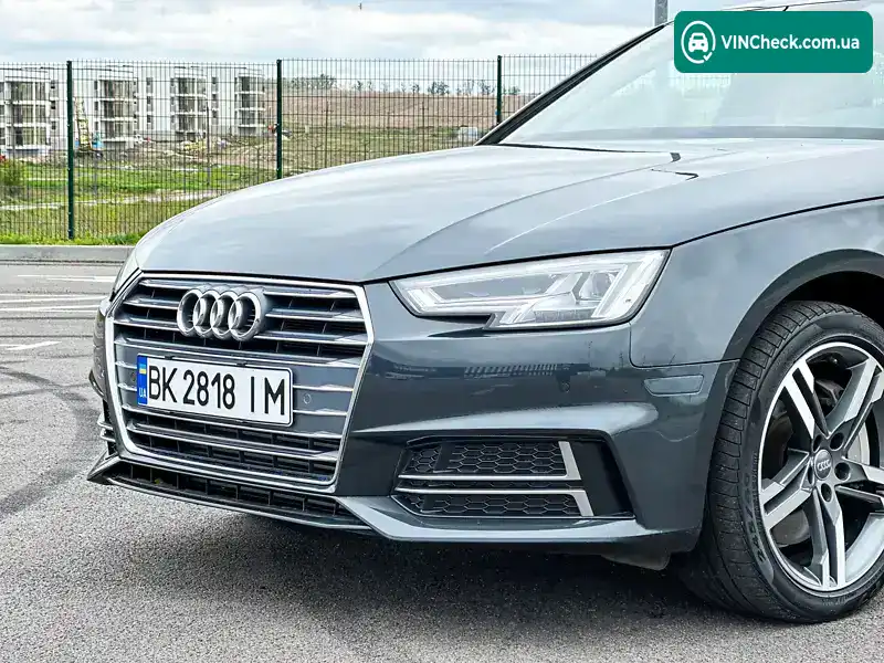 Audi A4 2017, фото з оголошення 2 з 20, VIN WAUENAF40JA089598