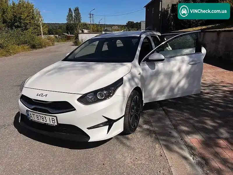 Kia Ceed 2024, фото з оголошення 2 з 8, VIN U5YH5816BRL191015