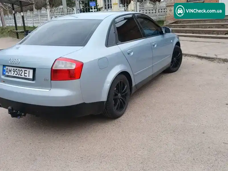 Audi A4 2001, фото з оголошення 2 з 18, VIN WAUZZZ8E32A078686