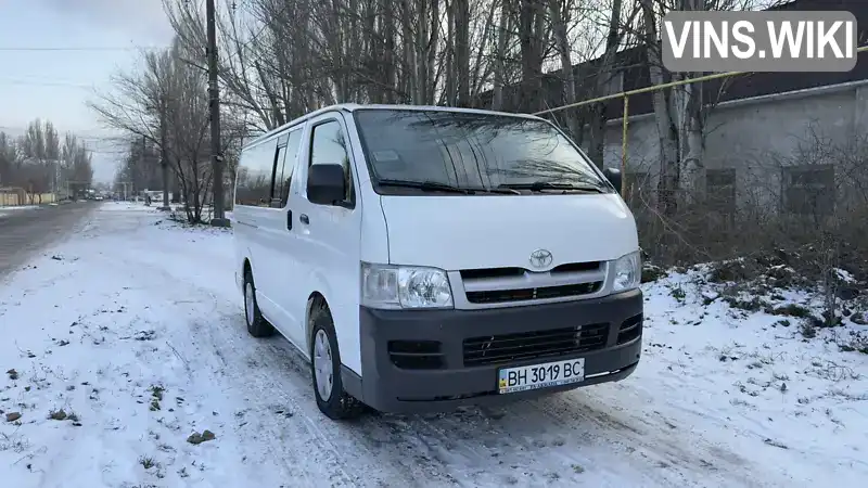 Toyota Hiace 2006, фото з оголошення 1 з 12, VIN JTGJX02P060006712