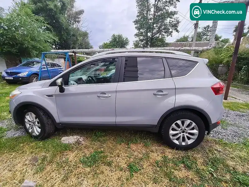 Ford Kuga 2011, фото з оголошення 1 з 16, VIN WF0RXXGCDRBY40392