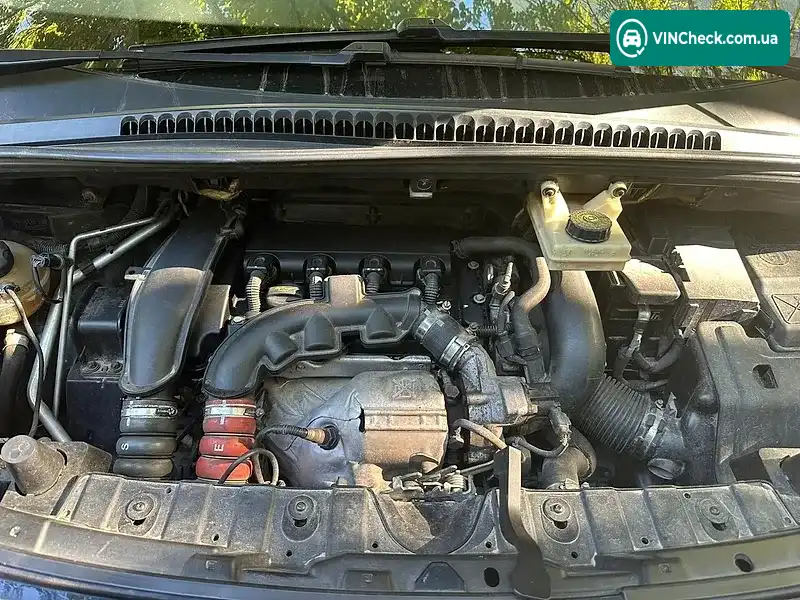 Peugeot 3008 2010, фото з оголошення 2 з 7, VIN VF30U5FV8AS233808