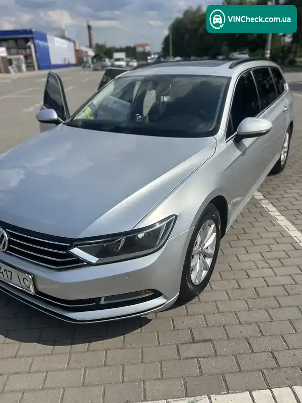 Volkswagen Passat 2015, фото з оголошення 2 з 20, VIN WVWZZZ3CZGE030178