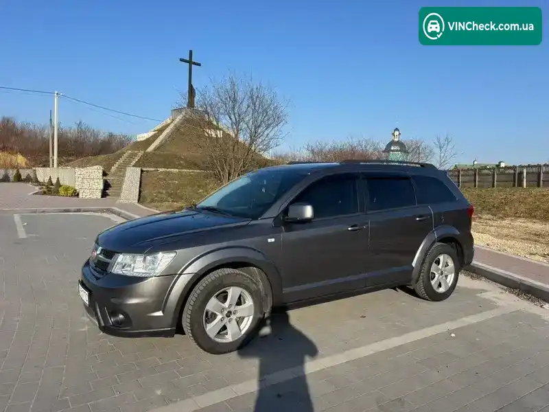 Fiat Freemont 2011, фото з оголошення 2 з 10, VIN 3C4PFABY7CT136378