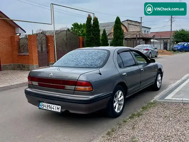 Nissan Maxima 1997, фото з оголошення 2 з 7, VIN JN1CAUA32U0032893