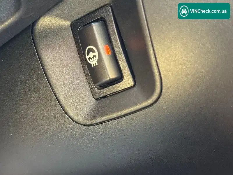 BMW 3 Series 2014, фото з оголошення 2 з 20, VIN WBA3B3C50FF546249