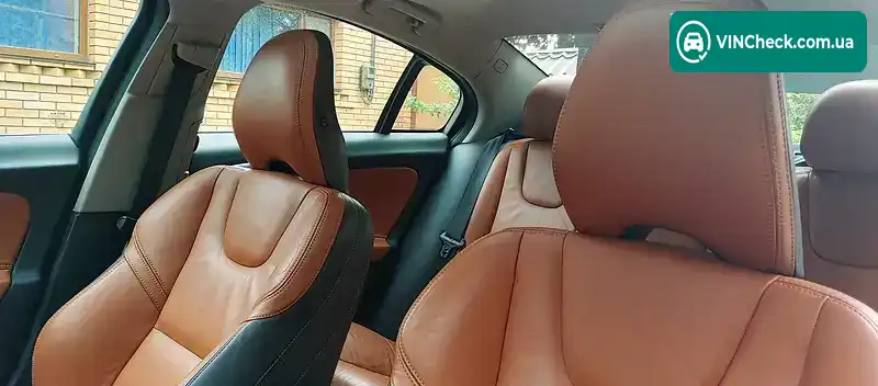 Volvo S60 2013, фото з оголошення 1 з 16, VIN YV1612FS5E2295999