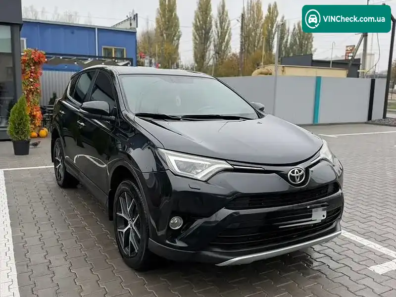 Toyota RAV4 2017, фото з оголошення 2 з 20, VIN JTMRBREV90D086976