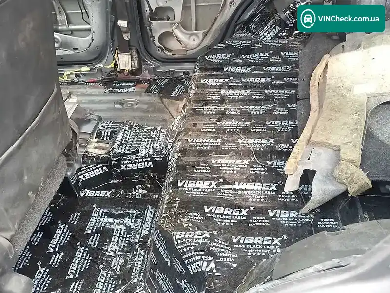 Suzuki Grand Vitara 2005, фото з оголошення 2 з 4, VIN JSAFTL52V00253739