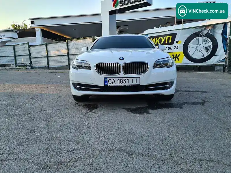 BMW 5 Series 2010, фото з оголошення 2 з 15, VIN WBAFP31000C502430