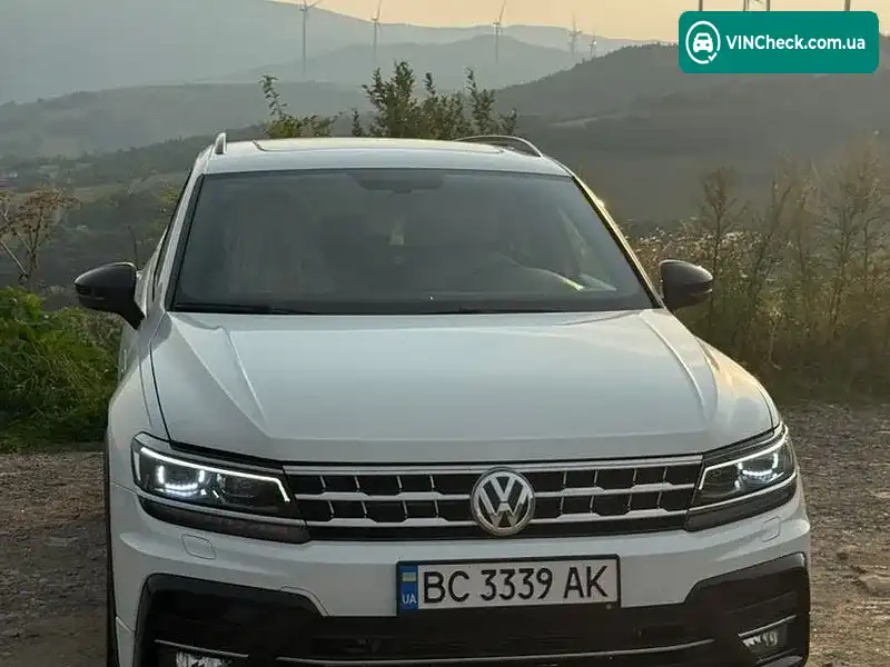 Volkswagen Tiguan 2019, фото з оголошення 2 з 20, VIN 3VV2B7AX6KM179699