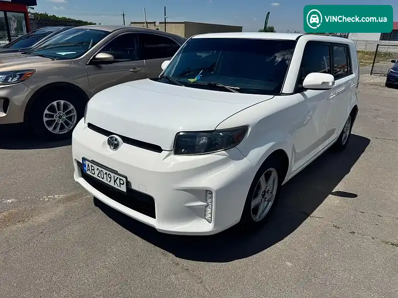 Scion xB 2013, фото з оголошення 1 з 7, VIN JTLZE4FE8DJ036722