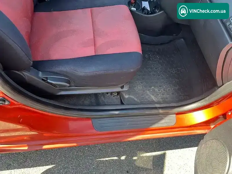 Hyundai Getz 2008, фото з оголошення 2 з 14, VIN KMHBT51DP8U797392