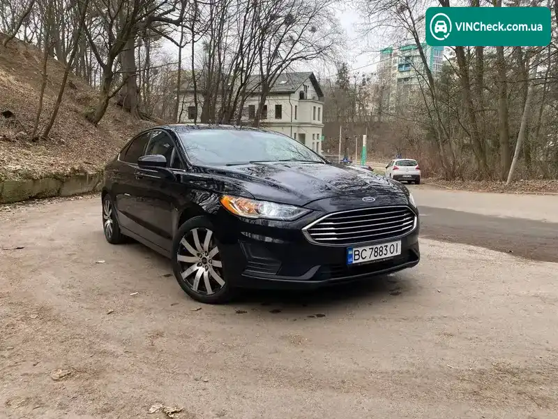 Ford Fusion 2019, фото з оголошення 2 з 21, VIN 3FA6P0G70KR248671
