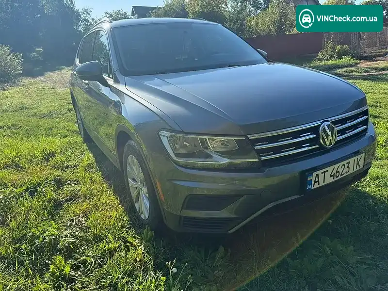 Volkswagen Tiguan 2017, фото з оголошення 2 з 11, VIN 3VV1B7AX0JM068527