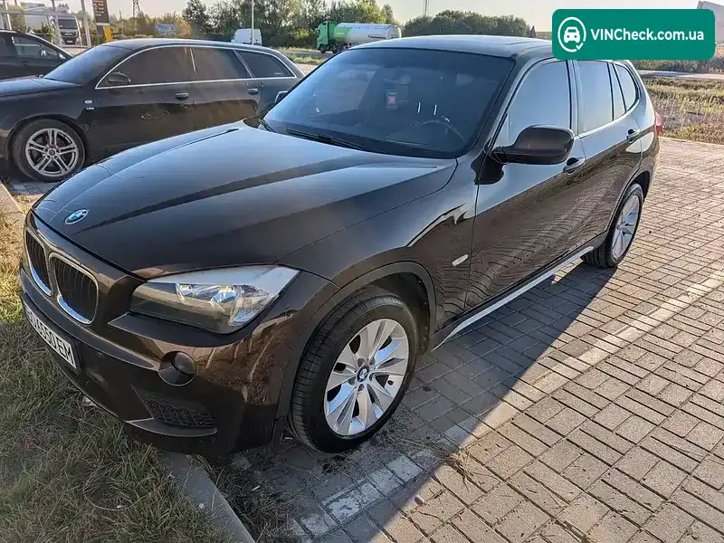 BMW X1 2010, фото з оголошення 1 з 15, VIN WBAVP51050VM70487