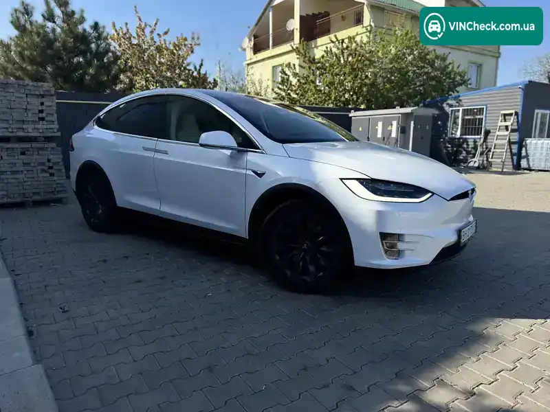 Tesla Model X 2018, фото з оголошення 1 з 12, VIN 5YJXCDE22JF121901