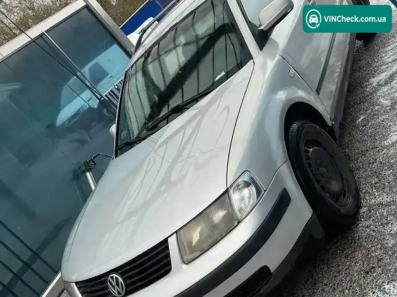 Volkswagen Passat 1999, фото з оголошення 1 з 2, VIN WVWZZZ3BZYX065251
