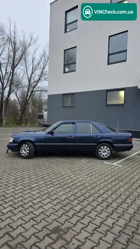 Mercedes-Benz E-Class 1995, фото з оголошення 2 з 20, VIN WDB1240191C236414