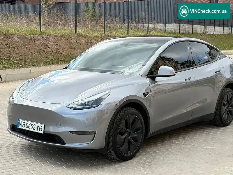 Tesla Model Y 2024, фото з оголошення 1 з 21, VIN 7SAYGDED4RA325444
