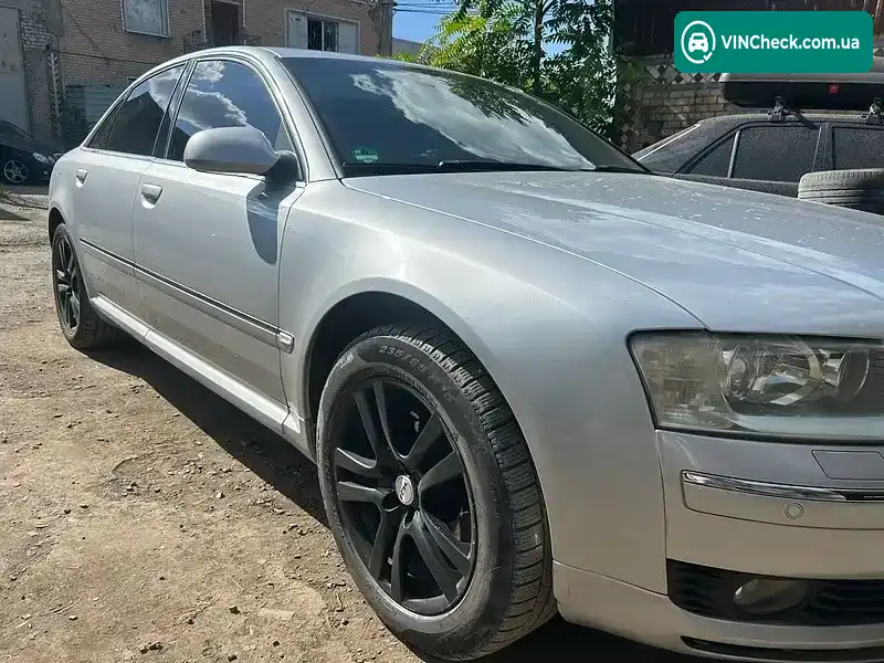 Audi A8 2004, фото з оголошення 2 з 14, VIN WAUZZZ4E15N006730