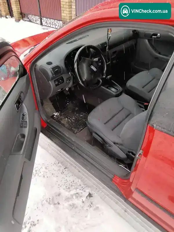 Audi A3 1997, фото з оголошення 2 з 7, VIN WAUZZZ8LZVA069523