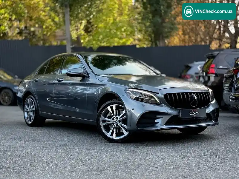 Mercedes-Benz C-Class 2018, фото з оголошення 1 з 20, VIN 55SWF8EB9KU290548