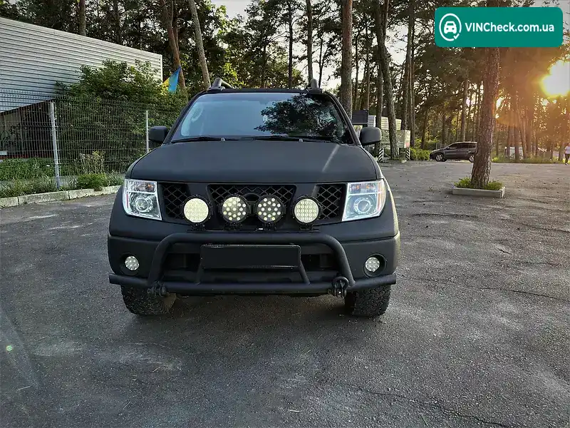 Nissan Navara 2006, фото з оголошення 2 з 20, VIN 1N6AD07W76C400466