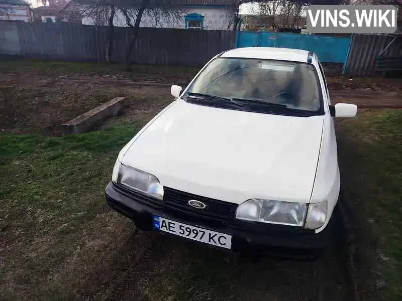 Ford Sierra 1992, фото з оголошення 1 з 10, VIN WF0FXXGBBFNY71802