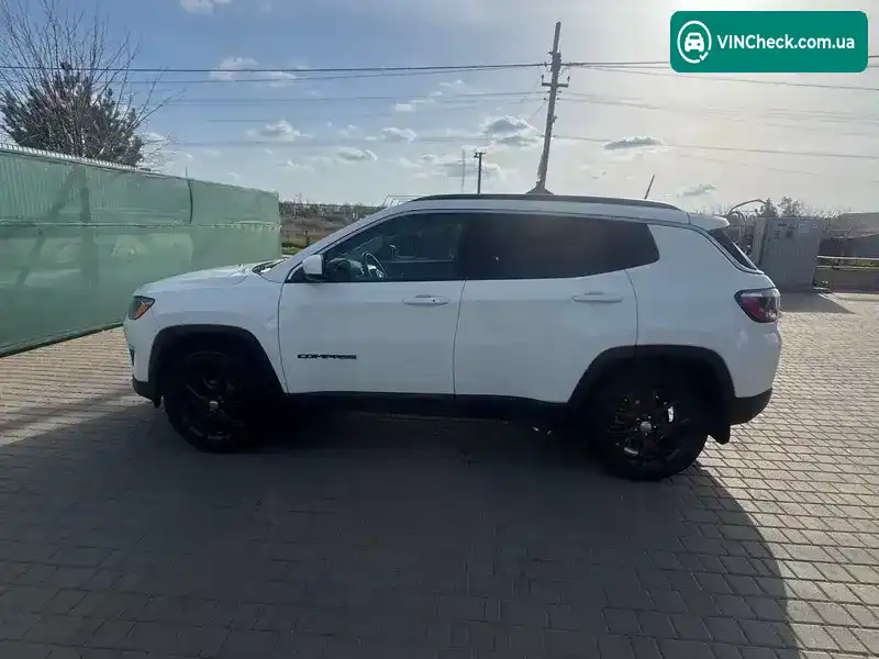 Jeep Compass 2017, фото з оголошення 2 з 21, VIN 3C4NJDBB4JT161108