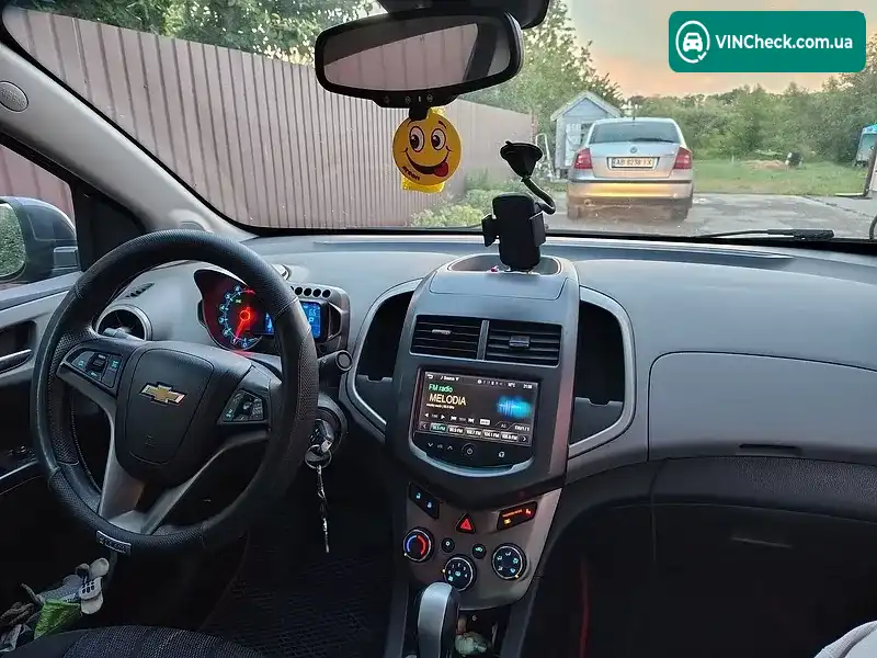 Chevrolet Sonic 2013, фото з оголошення 1 з 8, VIN 1G1JC5SB5D4202945
