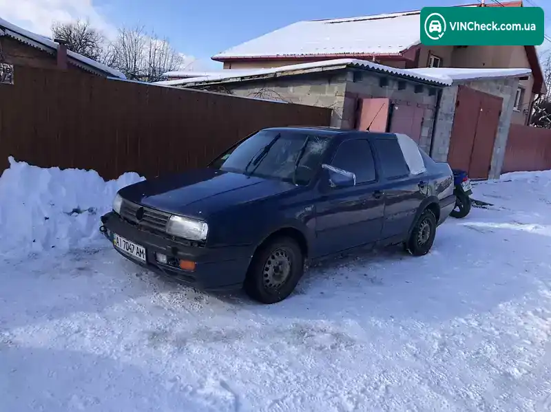 Volkswagen Vento 1992, фото з оголошення 1 з 17, VIN WVWZZZ1HZNW295753