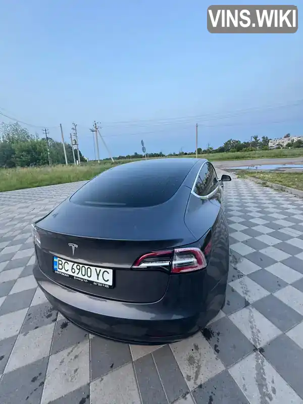 Tesla Model 3 2018, фото з оголошення 2 з 21, VIN 5YJ3E1EA2JF059432