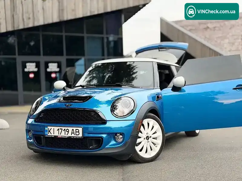 MINI Hatch 2011, фото з оголошення 1 з 20, VIN WMWSV3C58BTY25012