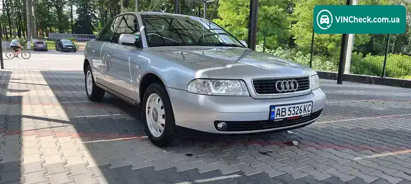 Audi A4 2000, фото з оголошення 2 з 20, VIN WAUZZZ8DZYA133677