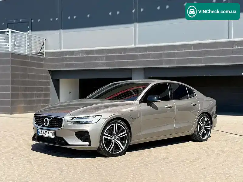 Volvo S60 2019, фото з оголошення 2 з 21, VIN 7JRBR0FM3KG016343