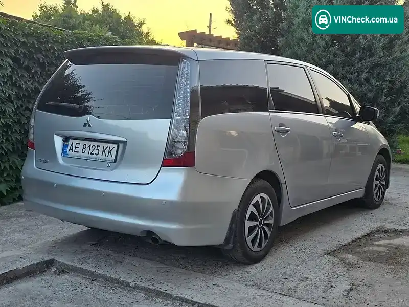 Mitsubishi Grandis 2008, фото з оголошення 2 з 14, VIN JMBLNNA4W8Z001342