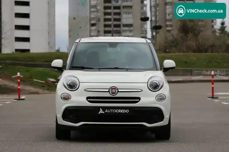Fiat 500L 2018, фото з оголошення 2 з 21, VIN ZFBNFAAH8KZ041699