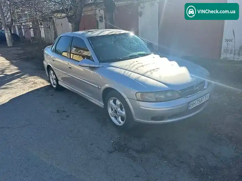 Opel Vectra 1999, фото з оголошення 1 з 14, VIN W0L0JBF19X1070233