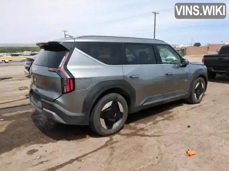 Kia EV9 2023, фото з оголошення 2 з 16, VIN KNDAFFS50R6030835