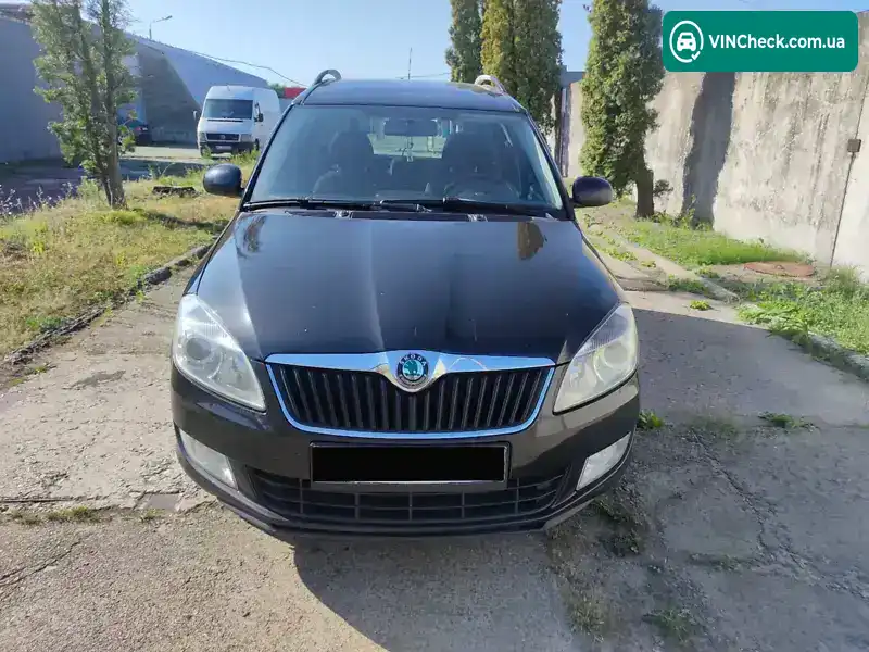 Skoda Roomster 2011, фото з оголошення 1 з 9, VIN TMBNL65J8B7012800
