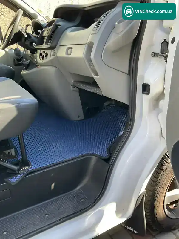 Renault Trafic 2014, фото з оголошення 2 з 21, VIN VF1FLB1B8EY765593