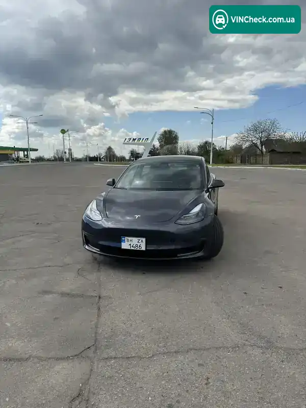 Tesla Model 3 2023, фото з оголошення 1 з 17, VIN LRW3E1EB5PC943330