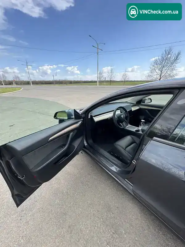 Tesla Model 3 2023, фото з оголошення 2 з 17, VIN LRW3E1EB5PC943330