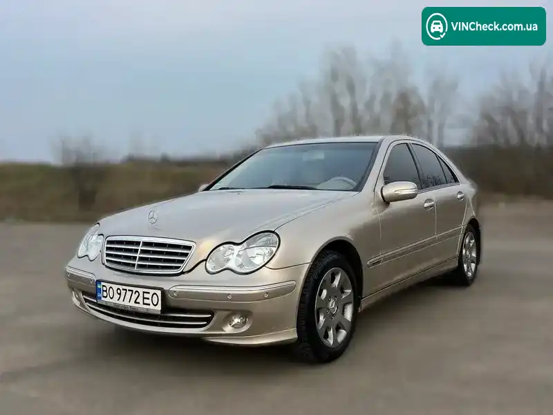 Mercedes-Benz C-Class 2004, фото з оголошення 2 з 14, VIN WDB2030401A704192